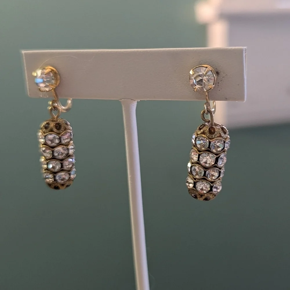 Vintage Earrings Goldtone Clear Rhinestones Crystal Glamour Screwback